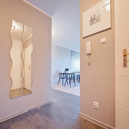 E-apartamenty Koscielna 30 *